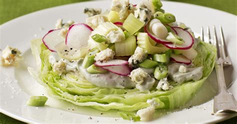 crunchy-iceberg-salad-with-creamy-blue-cheese image