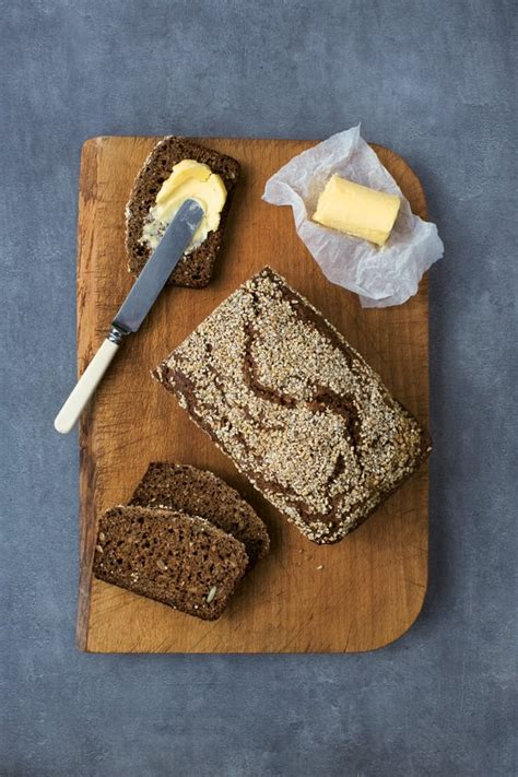 brown-soda-bread-with-stout-and-treacle-rteie image