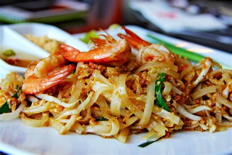street-food-you-shouldnt-miss-when-in-thailand image
