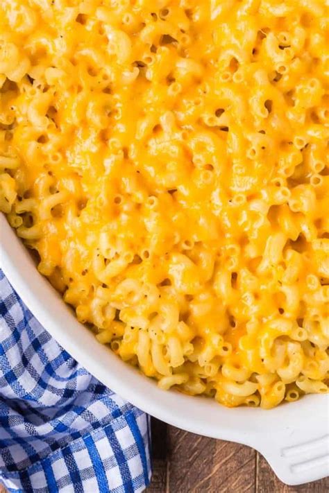 easiest-baked-macaroni-and-cheese-the-best image