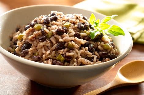 moros-y-cristianos-black-beans-and-rice-goya-foods image