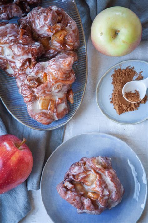 apple-fritters-apple-fritters-recipe-eat-the-love image