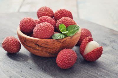 lychee-fruit-uses-and-recipes-using-lychee-fruit image