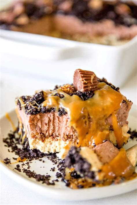 chocolate-peanut-butter-no-bake-dessert-top image