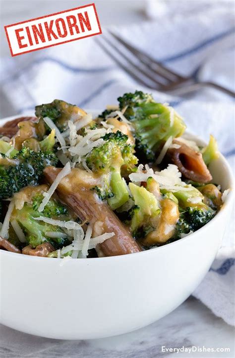 one-pot-vegetarian-asiago-broccoli-with-einkorn image