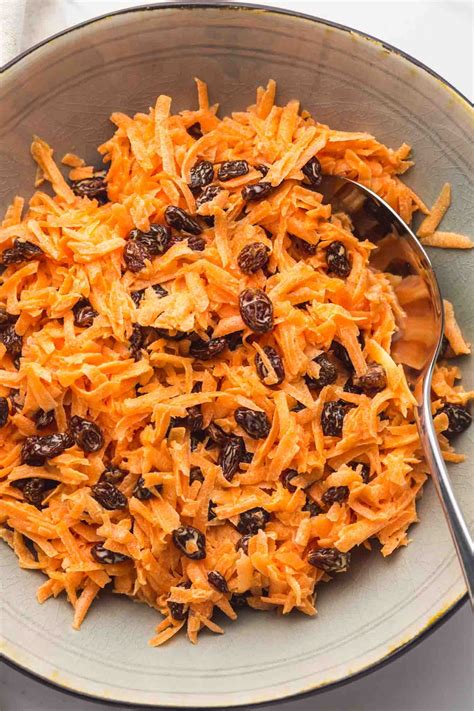 carrot-raisin-salad-recipe-how-to-make-it-at-home-little-sunny image