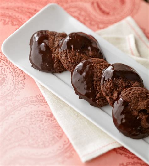 ultimate-chocolate-dipped-cookies image