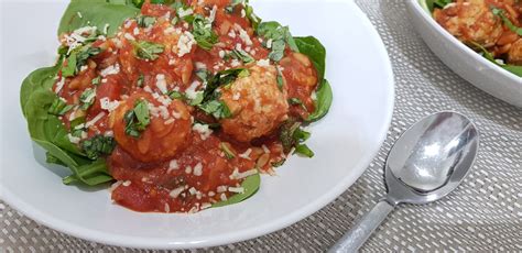 chicken-ricotta-meatballs-one-pan-wonder image
