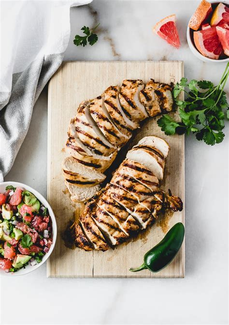 grapefruit-jalapeo-grilled-chicken-lively-table image