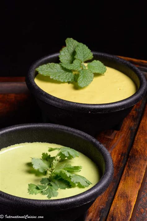 peruvian-sauces-aji-verde-aji-huacatay image