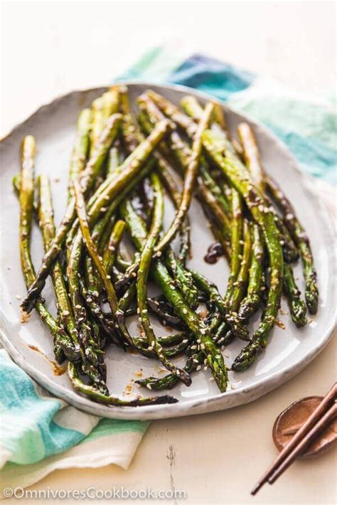 hoisin-roasted-asparagus-omnivores image