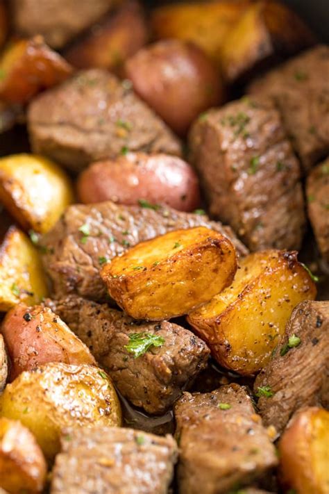 sirloin-steak-and-potato-bites-a-quick-weeknight image
