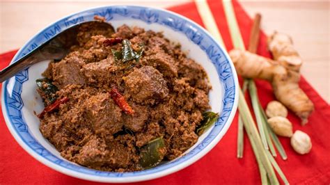 beef-rendang-recipe-pais-kitchen-malaysian-indonesian image