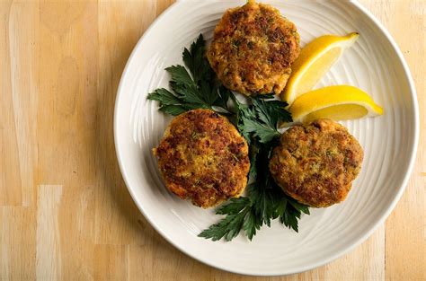 trout-cakes-recipe-how-to-make-salmon-or-trout-cakes image