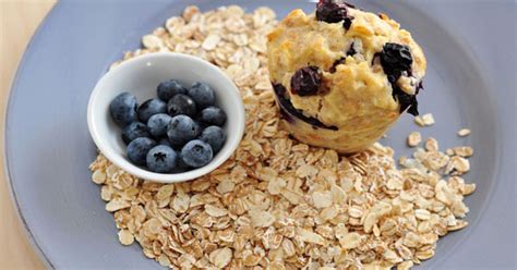 easy-oatmeal-muffins-recipe-from-scratch-living-on image