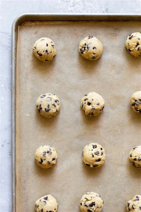 soft-and-chewy-chocolate-chip-cookies-live-well-bake image