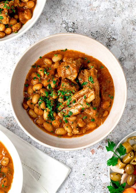 libyan-borlotti-bean-stew-deliciously-mediterranean image