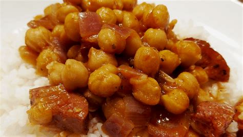 cuban-style-garbanzos-and-sausage-old-guy-in-the image
