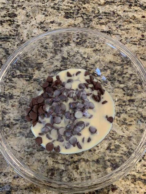 microwave-mint-chocolate-fudge-return-to-the-kitchen image