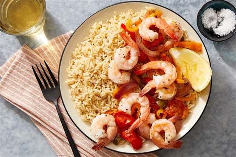 veracruz-style-shrimp-with-vegetables-brown-rice image