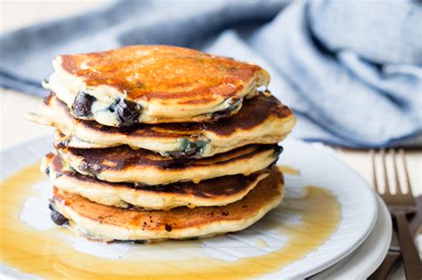 blueberry-vegan-pancakes-fluffy-vegan-dairy-free image