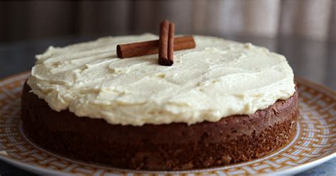 easy-pumpkin-cake-with-cream-cheese-frosting image