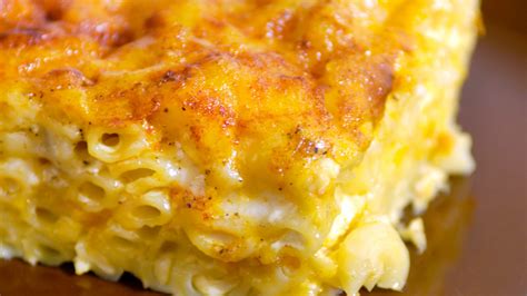 john-legends-macaroni-and-cheese-recipw-keeprecipes image