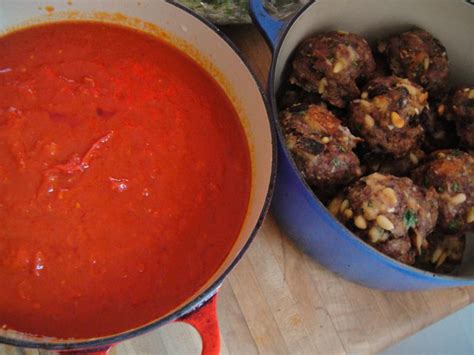frankies-tomato-sauce-recipe-cook-the-book-serious image