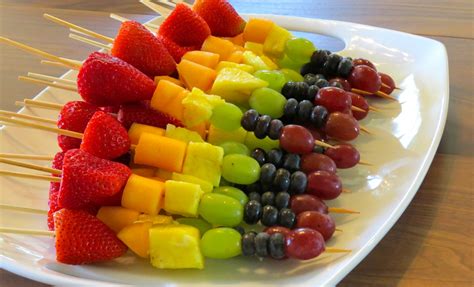 8-health-benefits-of-fruits-kebabs-super-rich-in-vitamins image