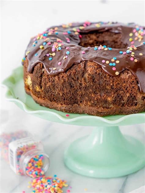 chocolate-cheesecake-tunnel-cake-barbara-bakes image
