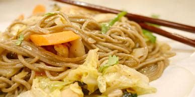 best-chicken-and-soba-noodle-stir-fry-recipes-food image