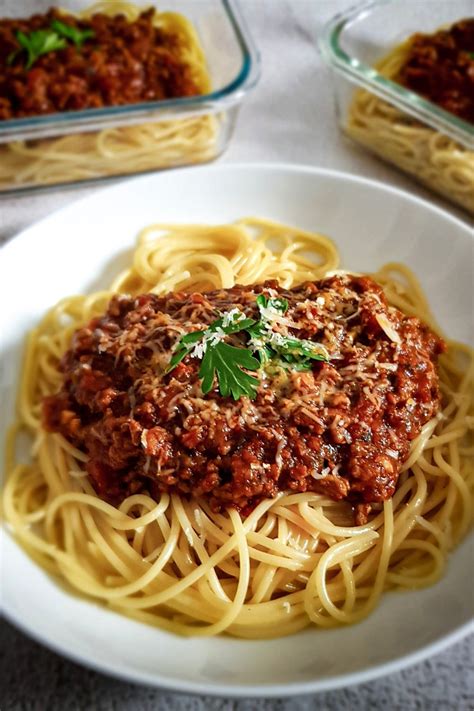 spicy-spaghetti-bolognese-by-mani-spice-kitchen image