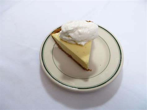 joes-famous-key-lime-pie-recipe-emeril-lagasse image