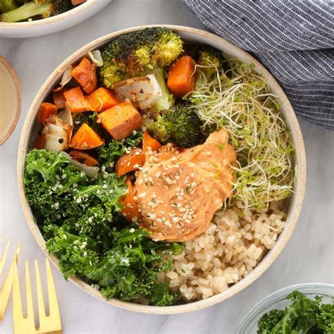 vegetarian-brown-rice-bowl-19g-protein-fit-foodie-finds image