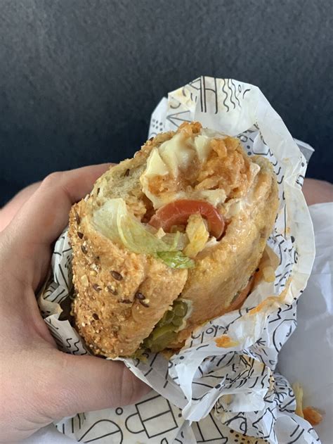 is-the-pub-sub-americas-greatest-fast-food-sandwich image