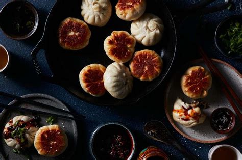mushroom-and-cabbage-pan-fried-buns-sheng-jian-bao image