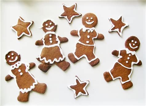 gluten-free-gingerbread-men-quirky-cooking image
