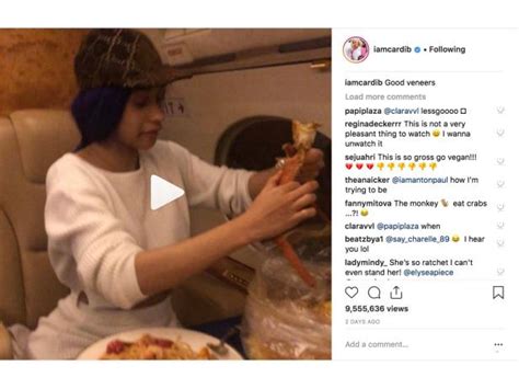 cardi-b-really-knows-how-to-eat-crab-legs-food image