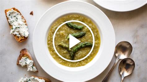 asparagus-soup-with-ricotta-crostini-the-new-york-times image