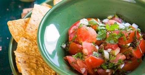 tomato-and-cilantro-salsa-recipe-eat-smarter-usa image