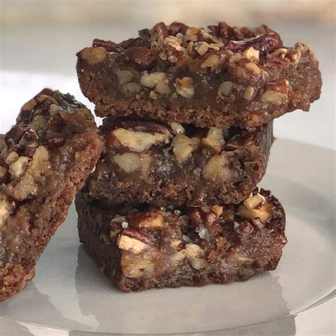 the-best-pecan-pie-bars-southern-food-and-fun image