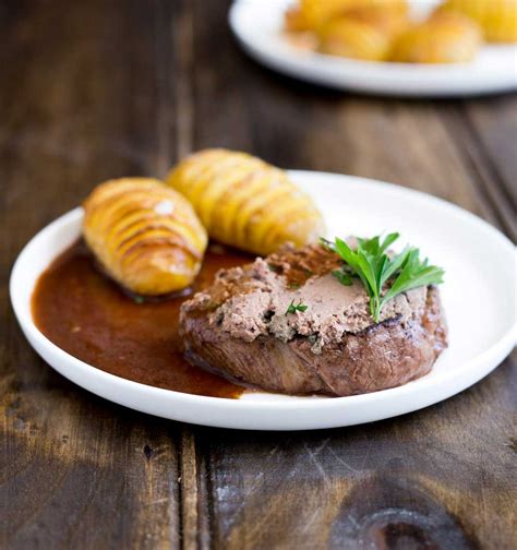 tournedos-rossini-steak-mignon-with-pate-sprinkles image