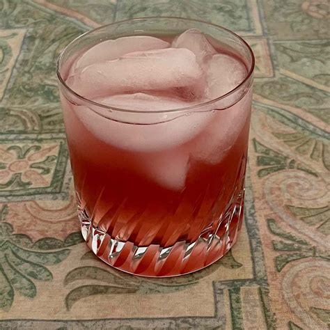 miami-iced-tea-cocktail-recipe-the-spruce-eats image