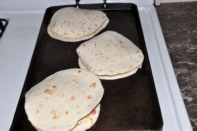 how-to-make-quesadillas-kids-cooking-activities image