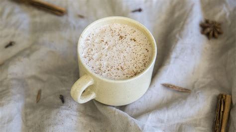 homemade-coconut-chai-latte-food-matters image