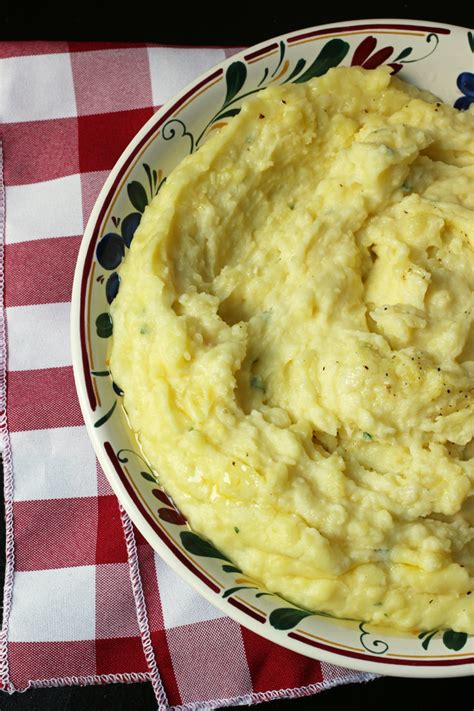 easy-alfredo-mashed-potatoes-recipe-good image