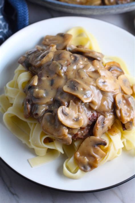 low-carb-mushroom-sauce-without-cream-talking-meals image