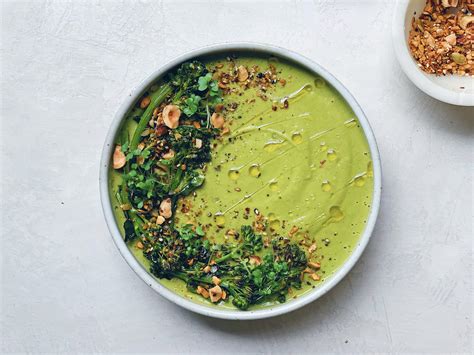 creamy-broccoli-spinach-soup-wu-haus image
