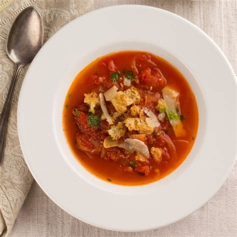 rustic-tomato-soup-with-basil-oil-and-croustades image