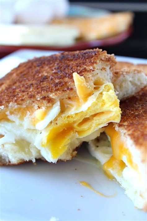 fried-egg-grilled-cheese-sandwich-great-grub-delicious-treats image
